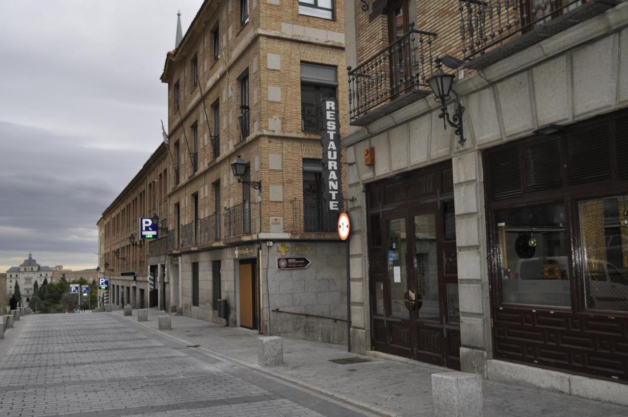 Lofts Amantes De Toledo- Loft Alcazarアパートメント エクステリア 写真